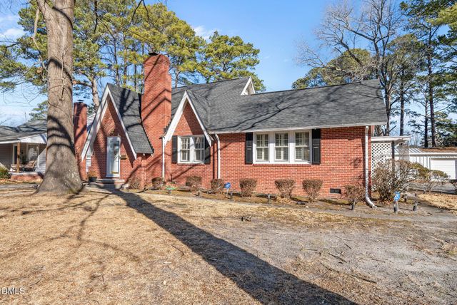 1522 W Thomas Street W, Rocky Mount, NC 27804