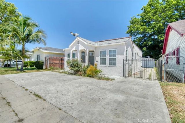 1423 W 65th, Los Angeles, CA 90047
