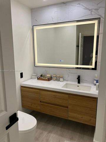 9755 NW 52nd St 216, Doral, FL 33178