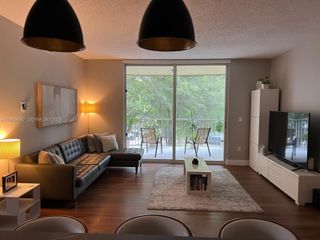 9755 NW 52nd St 216, Doral, FL 33178