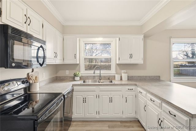 12 Hollye Drive SE, Corydon, IN 47112