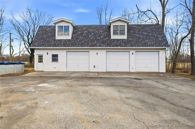 12 Hollye Drive SE, Corydon, IN 47112