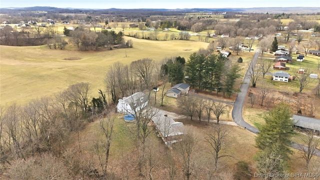 12 Hollye Drive SE, Corydon, IN 47112