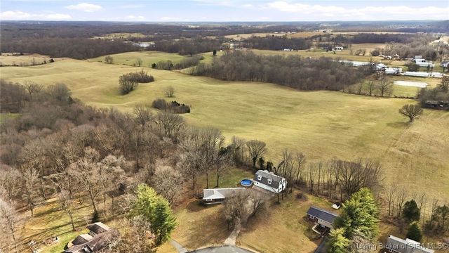 12 Hollye Drive SE, Corydon, IN 47112