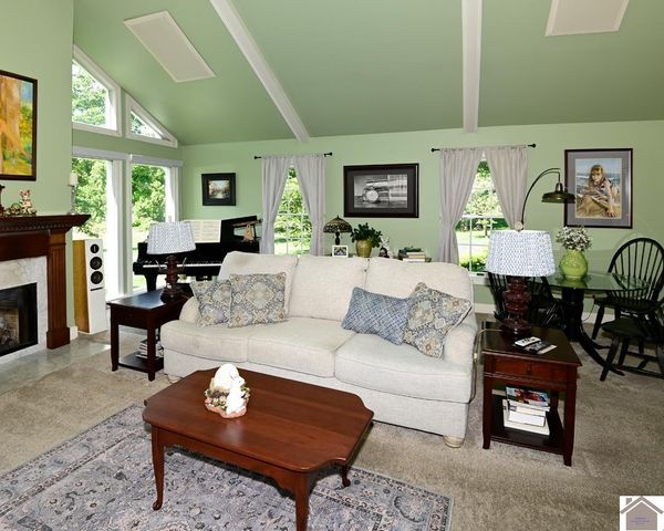 2560 Biggs Rd, Kevil, KY 42053