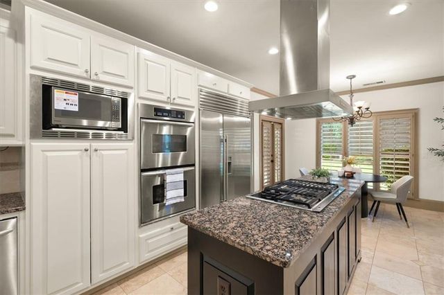 8370 Royal Melbourne Way, Duluth, GA 30097