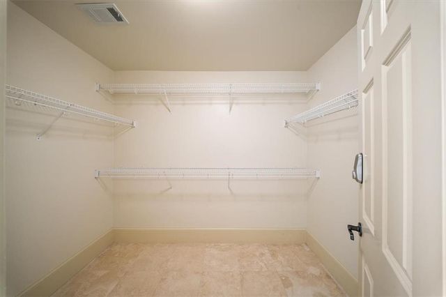 8370 Royal Melbourne Way, Duluth, GA 30097