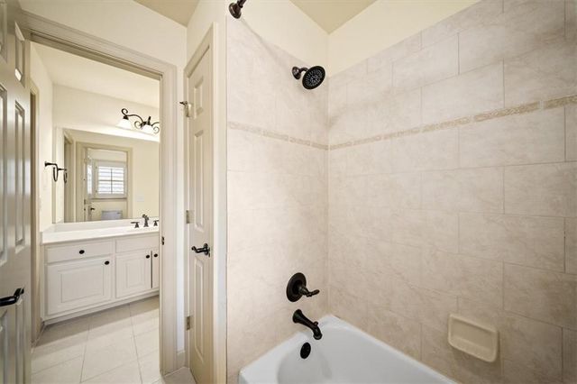 8370 Royal Melbourne Way, Duluth, GA 30097
