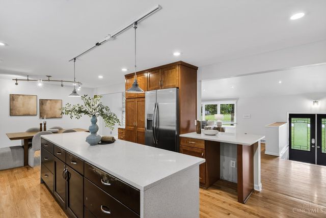 10519 Cinderella Drive, Montgomery, OH 45242