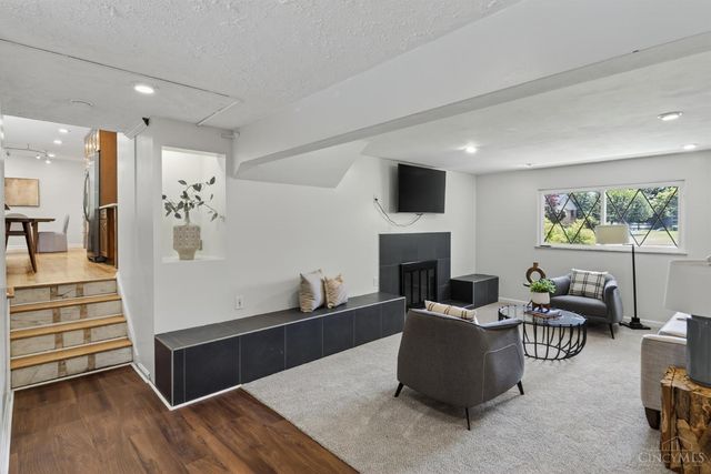 10519 Cinderella Drive, Montgomery, OH 45242