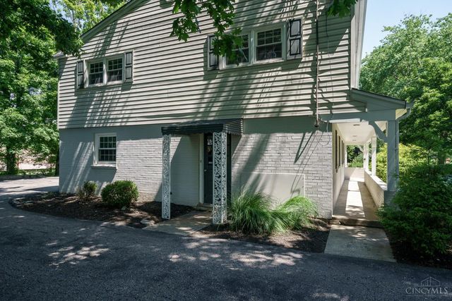 10519 Cinderella Drive, Montgomery, OH 45242