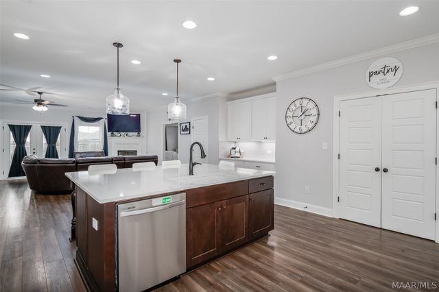 416 MIDLAND Drive, Wetumpka, AL 36093