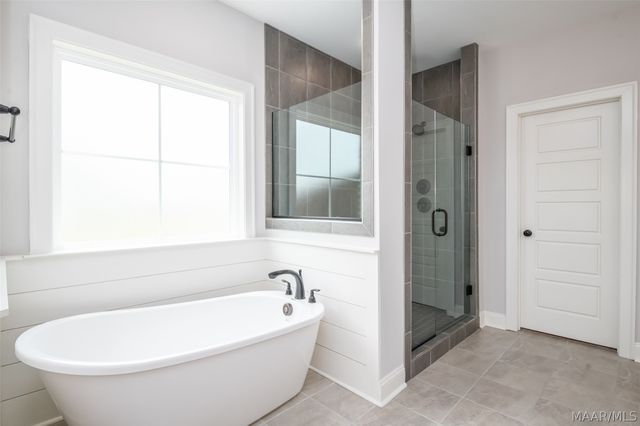 416 MIDLAND Drive, Wetumpka, AL 36093