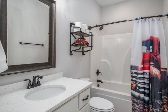 416 MIDLAND Drive, Wetumpka, AL 36093