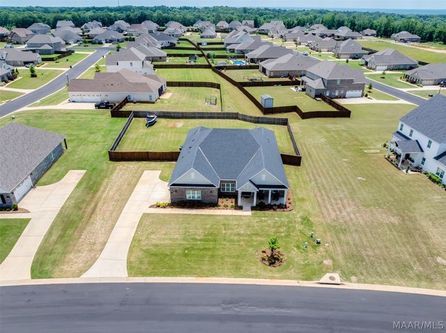 416 MIDLAND Drive, Wetumpka, AL 36093