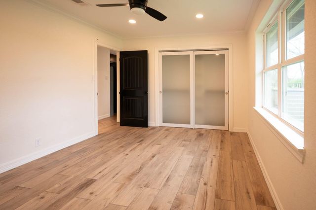 117 W Mahan Street, Richwood, TX 77531