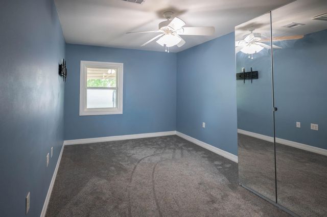 117 W Mahan Street, Richwood, TX 77531