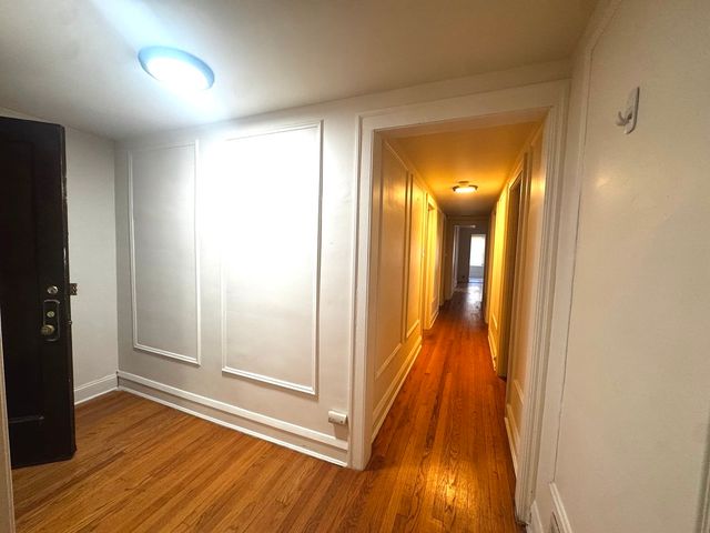 6937 S Merrill Avenue, Chicago, IL 60649