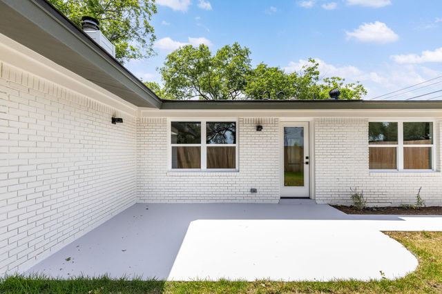4501 Pack Saddle PASS, Austin, TX 78745