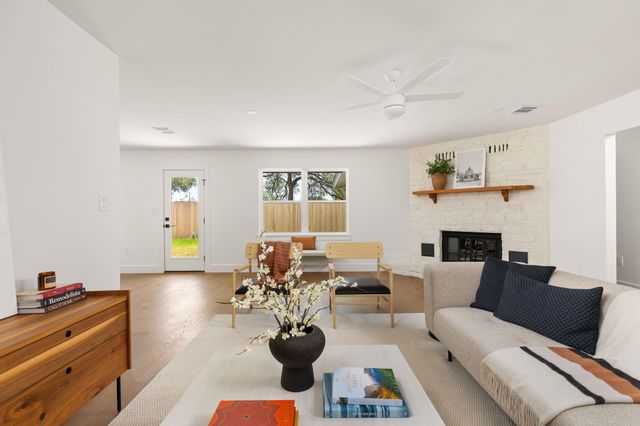 4501 Pack Saddle PASS, Austin, TX 78745
