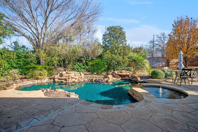 4901 Rockrimmon Court, Colleyville, TX 76034