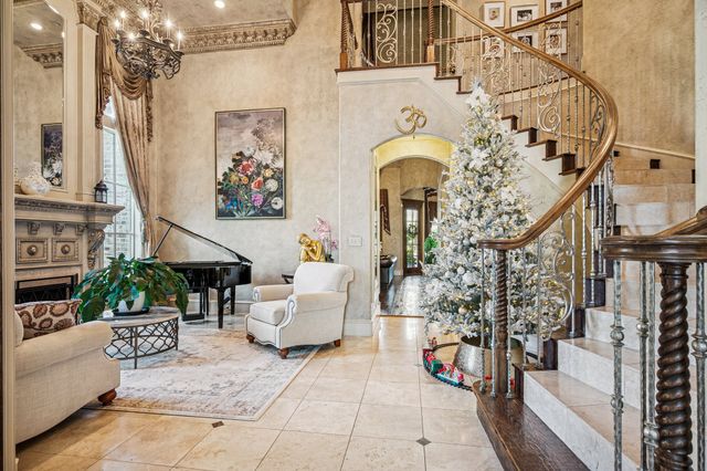 4901 Rockrimmon Court, Colleyville, TX 76034