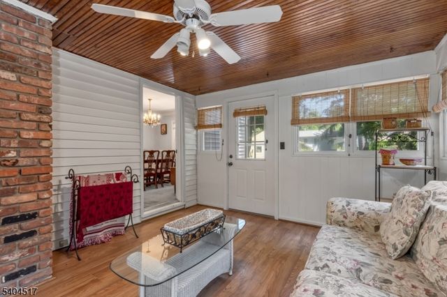 6 Deerfield Rd, New Providence Boro, NJ 07974