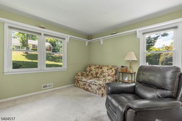 6 Deerfield Rd, New Providence Boro, NJ 07974