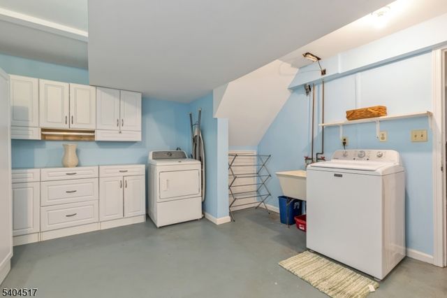 6 Deerfield Rd, New Providence Boro, NJ 07974