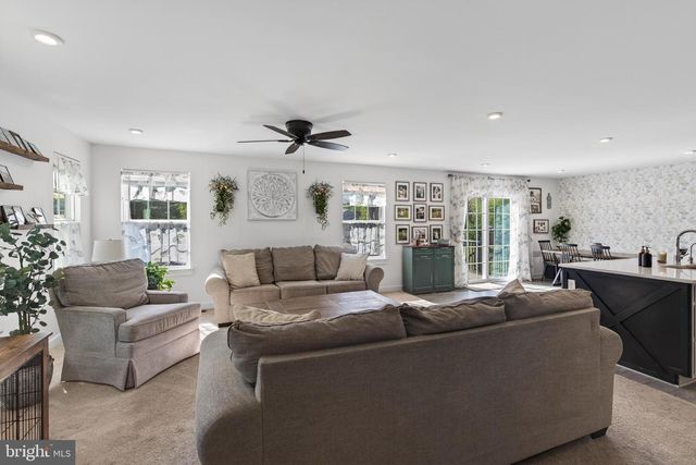138 PIXIE MOSS RD, Pottstown, PA 19464
