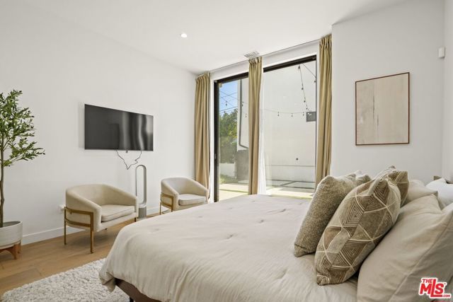 12136 Clarkson Road, Los Angeles, CA 90064