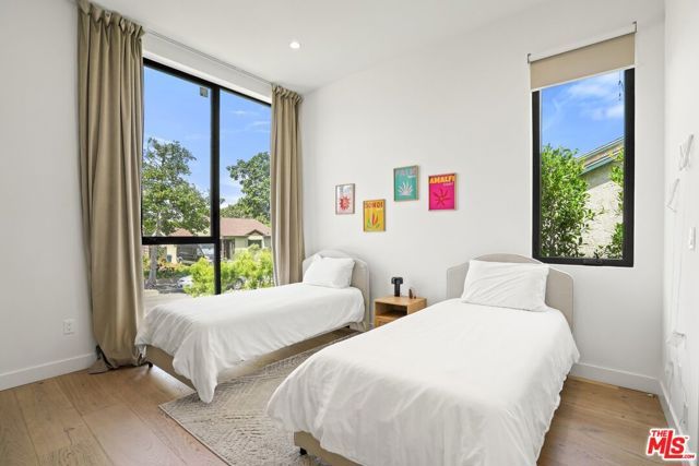 12136 Clarkson Road, Los Angeles, CA 90064