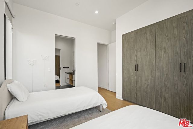 12136 Clarkson Road, Los Angeles, CA 90064