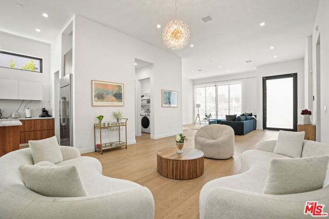 12136 Clarkson Road, Los Angeles, CA 90064