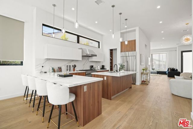 12136 Clarkson Road, Los Angeles, CA 90064