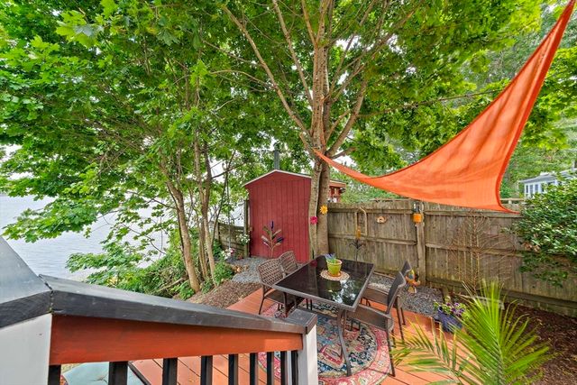 62 Alvern Rd, Pembroke, MA 02359