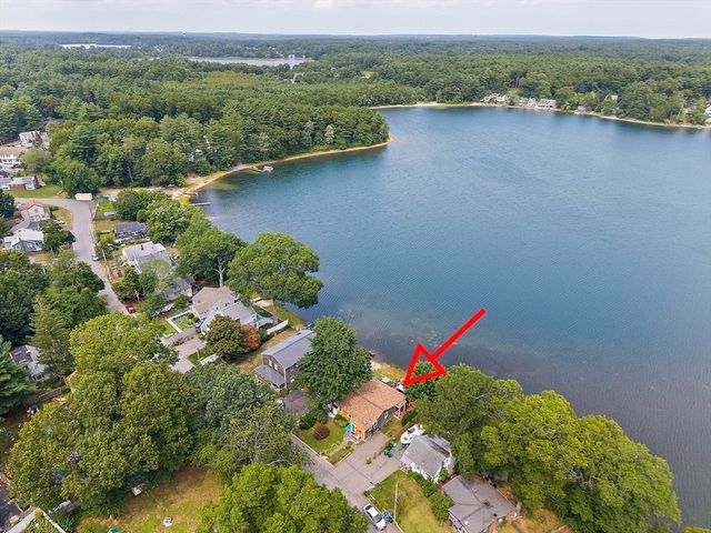 62 Alvern Rd, Pembroke, MA 02359