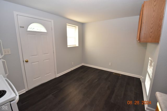 803 W Fifth Street, Greenfield, IN 46140