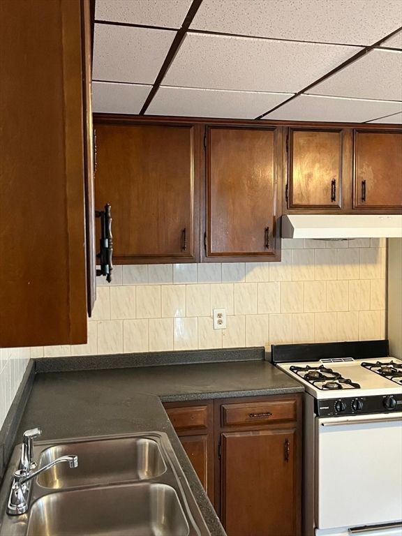 240 Third Street 2W, Fall River, MA 02720