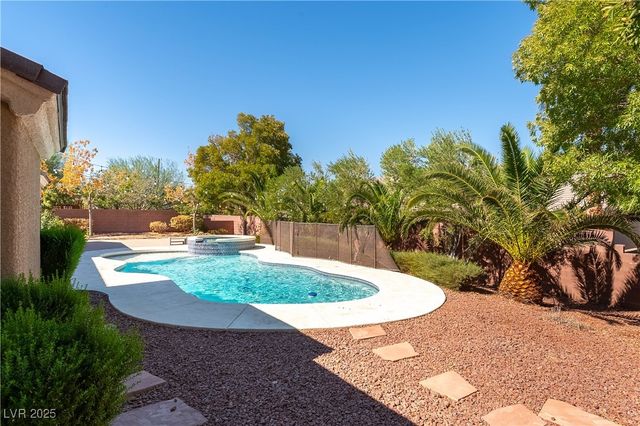 164 Glenbrook Estates Drive, Las Vegas, NV 89183