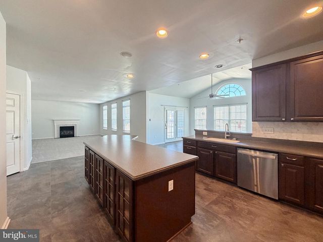 3429 LINDEN GROVE DR, Waldorf, MD 20603