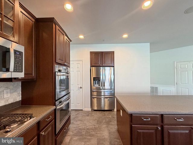 3429 LINDEN GROVE DR, Waldorf, MD 20603