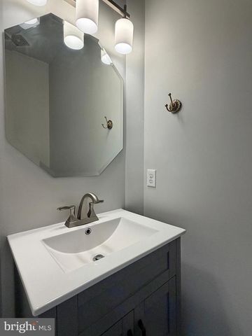 3429 LINDEN GROVE DR, Waldorf, MD 20603