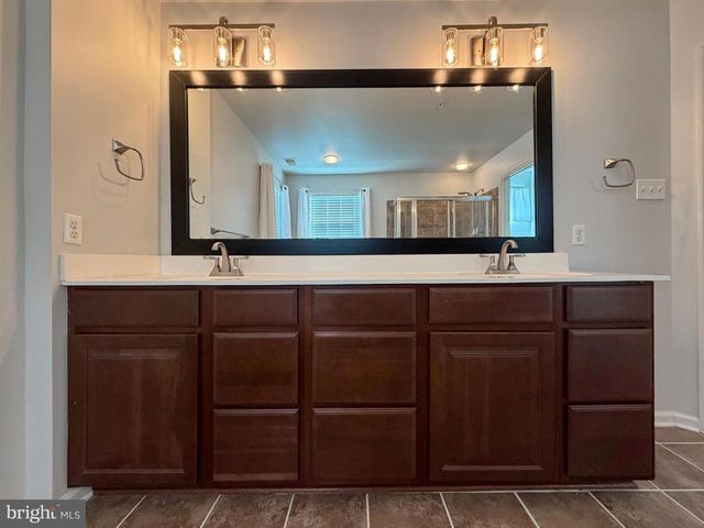 3429 LINDEN GROVE DR, Waldorf, MD 20603