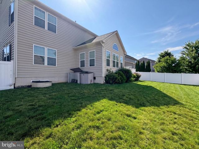 3429 LINDEN GROVE DR, Waldorf, MD 20603