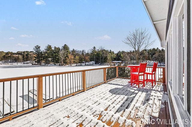 10848 Simpson West Street NE, Greenville, MI 48838