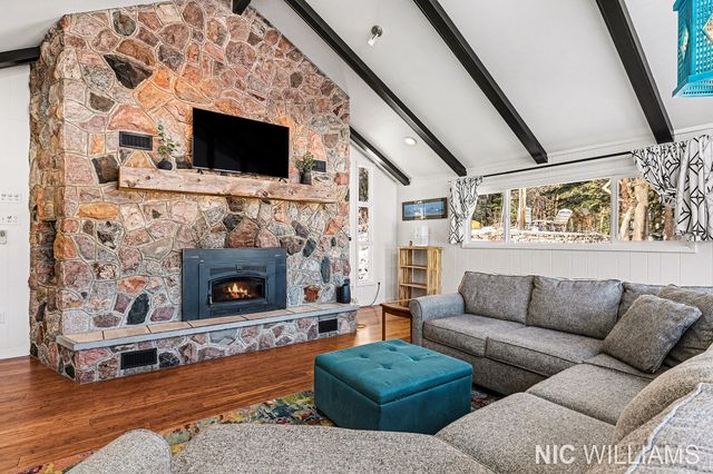 10848 Simpson West Street NE, Greenville, MI 48838