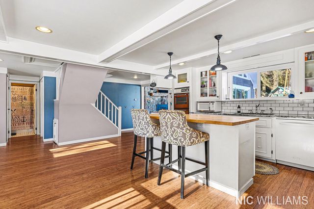 10848 Simpson West Street NE, Greenville, MI 48838