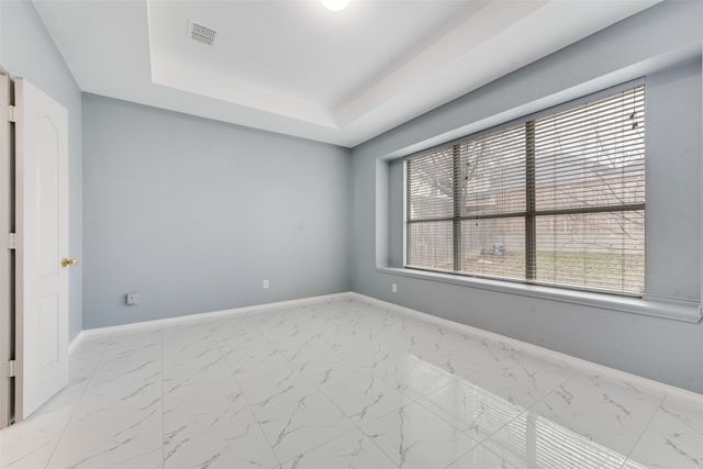 2830 Rochester Court, Grand Prairie, TX 75052