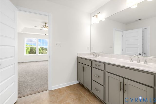 1910 Woodland Trl, Farmville, VA 23901